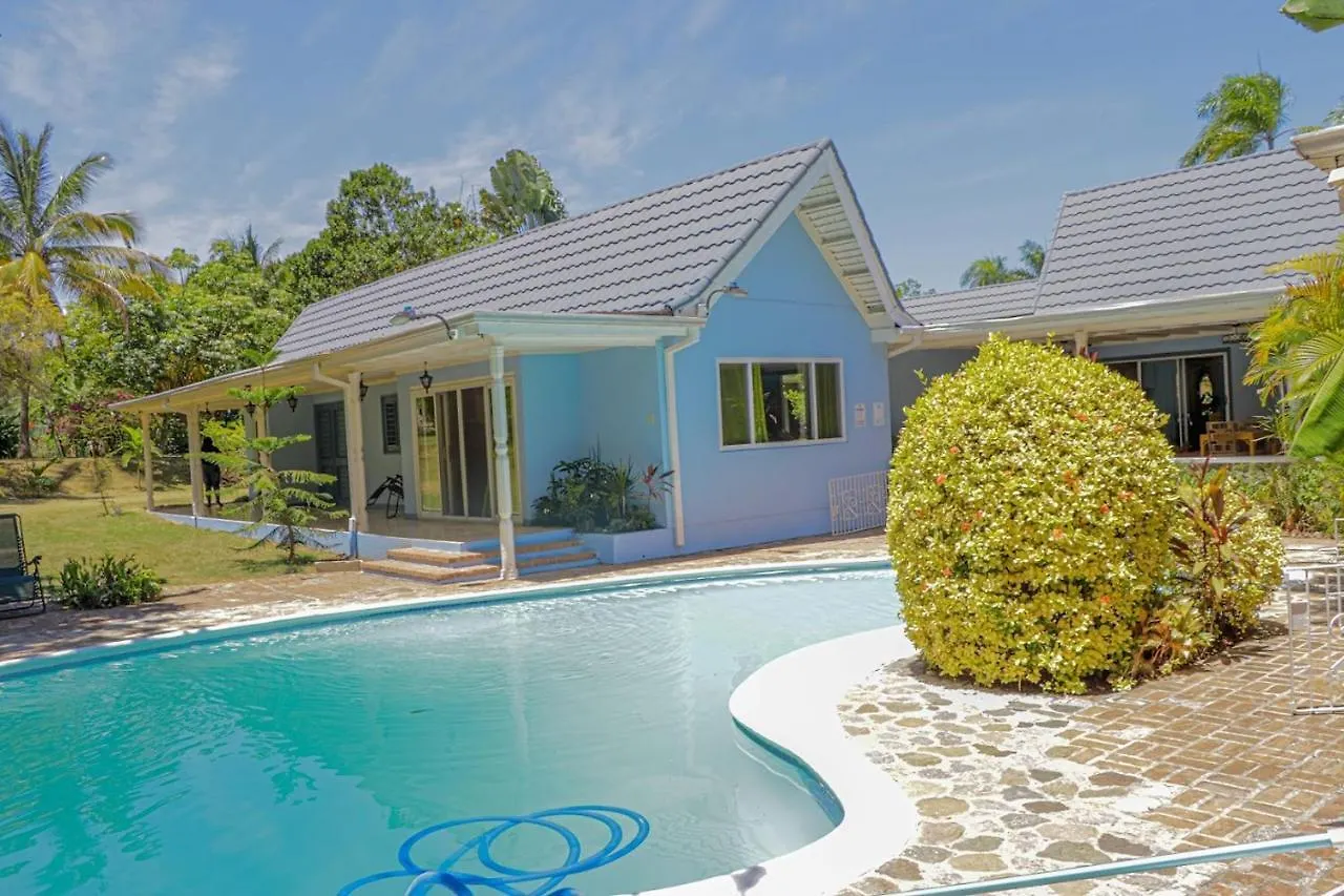 Seven Palms Villa Runaway Bay
