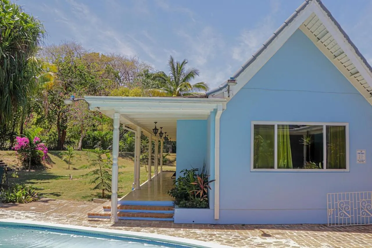Seven Palms Villa Runaway Bay 0*,