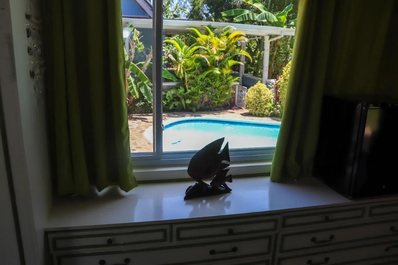 Seven Palms Villa Runaway Bay