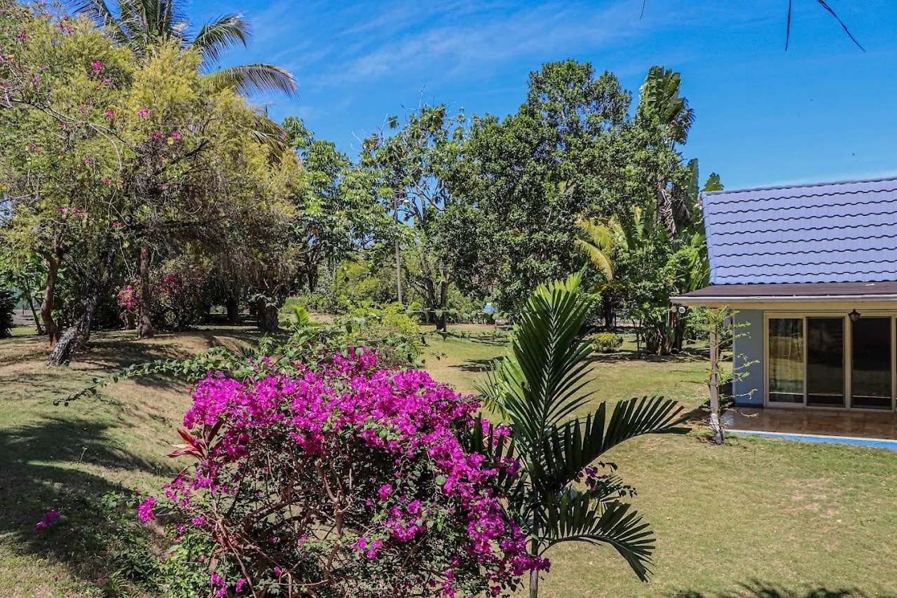 Seven Palms Villa Runaway Bay