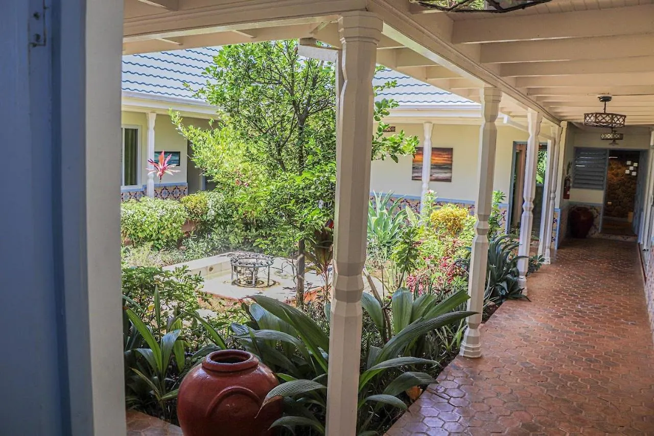 Seven Palms Villa Runaway Bay
